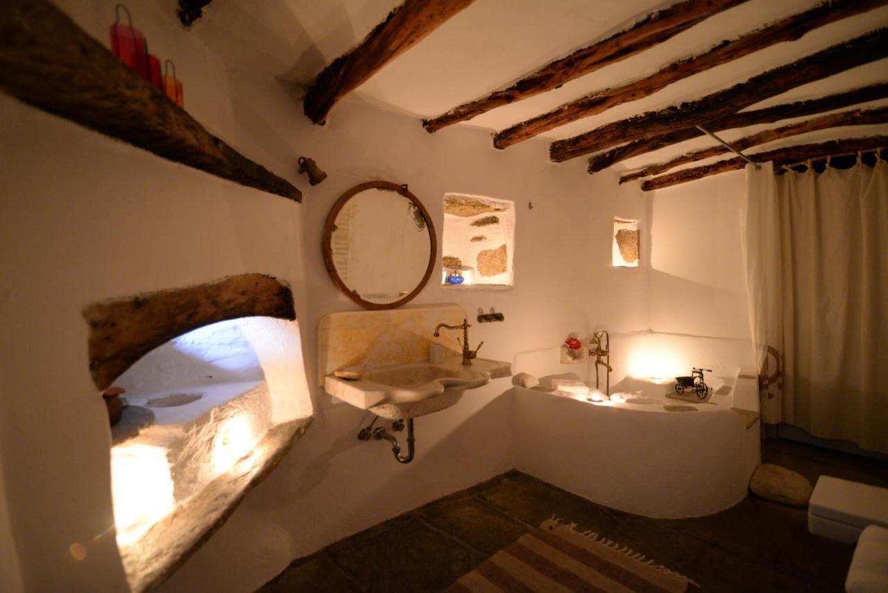 Hotel Wind Tales Ermoupoli Esterno foto