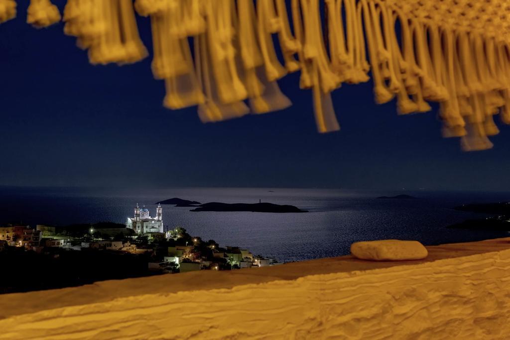 Hotel Wind Tales Ermoupoli Esterno foto
